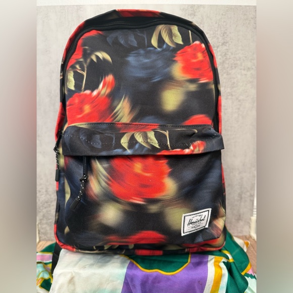 Herschel Supply Company Handbags - NWOT Herschel Supply Blurry Rose Backpack